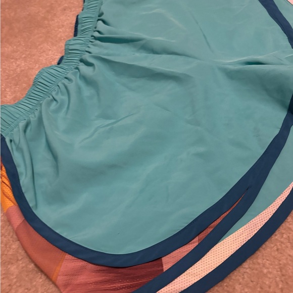 Nike Shorts - Picture 6 of 6